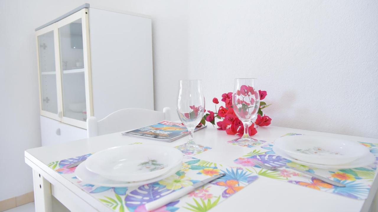 Welcomely - Oleandro Apartment *